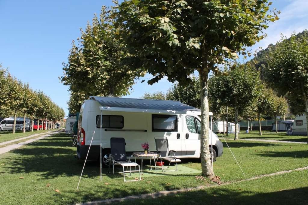 איסלרס Camping Playa Arenillas מראה חיצוני תמונה